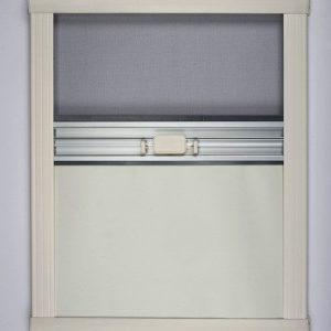 Roleta zatemňovací s moskytiérou pro karavany 1250 × 650 mm (vnitřní kazetový rám, zkrátitelná výška, krémově bílá) 304026