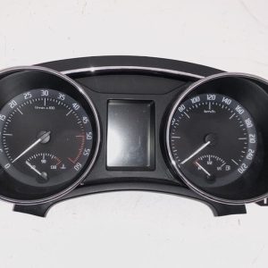Škoda Superb 2 naftové budíky 3T1920841D S5VX3T1373 Škoda Superb 2 naftové budíky 3T1920841D S5VX3T1373