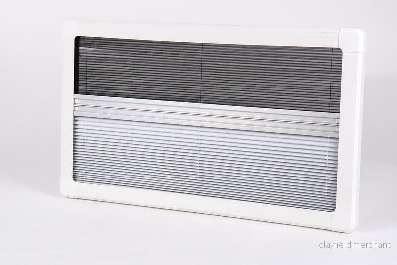Systém zatemňovací s vnitřním rámem a moskytiérou pro okna Carbest RW Style, 700 × 300 mm 304193