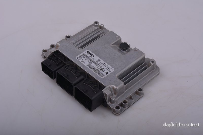 Řídící jednotka EDC17 VOLKSWAGENVW 03L906018HH 03L907309Q BOSCH 0281017094