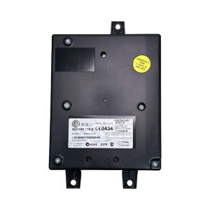 VW Passat B6 sedan r.v. 2008 řídící jednotka bluetooth 3C0035729G S5VX3T86562 VW Passat B6 sedan r.v. 2008 řídící jednotka bluetooth 3C0035729G S5VX3T86562